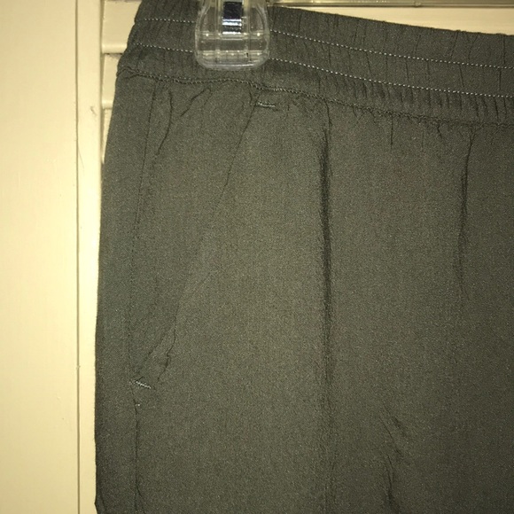 ‼️BOGO H & M Olive green high waist pants - Picture 3 of 5